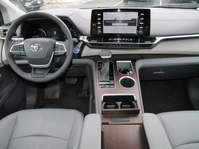 used 2023 Toyota Sienna car, priced at $43,592