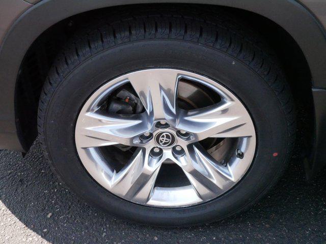 used 2019 Toyota Highlander car, priced at $27,995