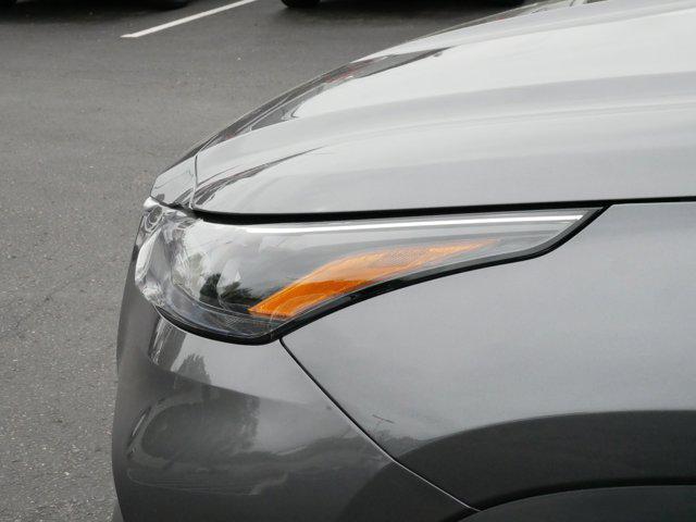 used 2023 Toyota Highlander car, priced at $38,995