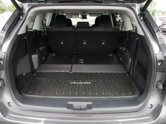 used 2023 Toyota Highlander car, priced at $38,995