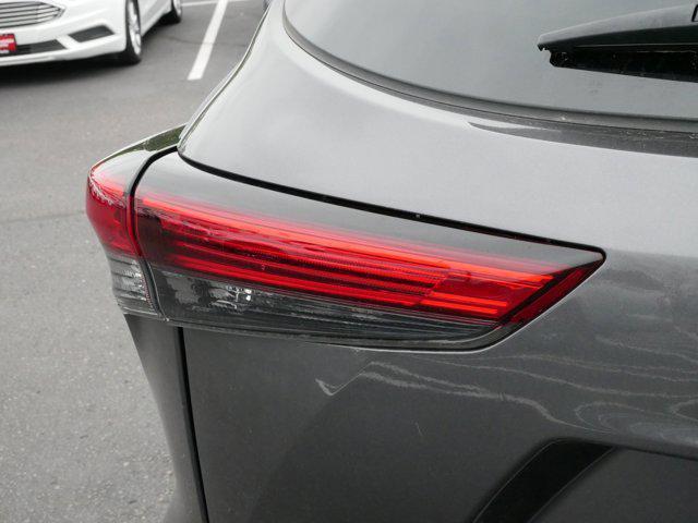 used 2023 Toyota Highlander car, priced at $38,995