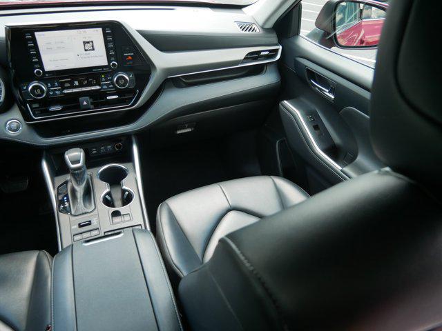used 2022 Toyota Highlander car, priced at $37,495