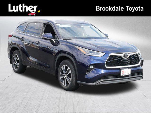 used 2021 Toyota Highlander car, priced at $33,995