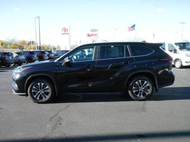 used 2024 Toyota Highlander car, priced at $46,995