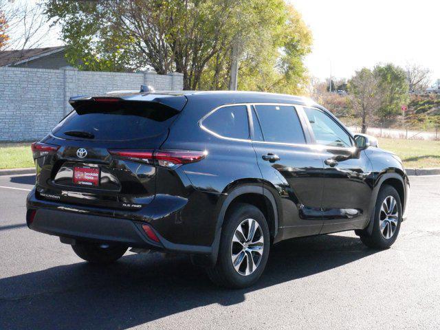 used 2024 Toyota Highlander car, priced at $46,995