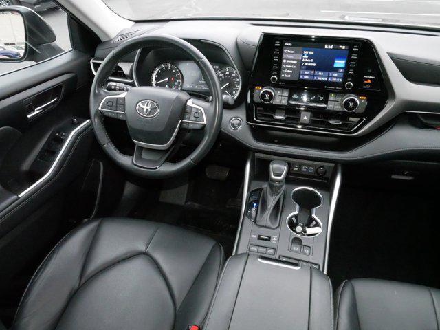 used 2022 Toyota Highlander car, priced at $35,995