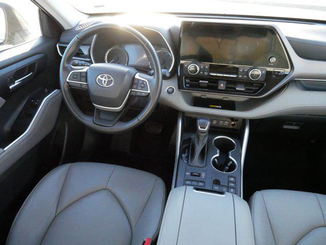 used 2023 Toyota Highlander car, priced at $40,495