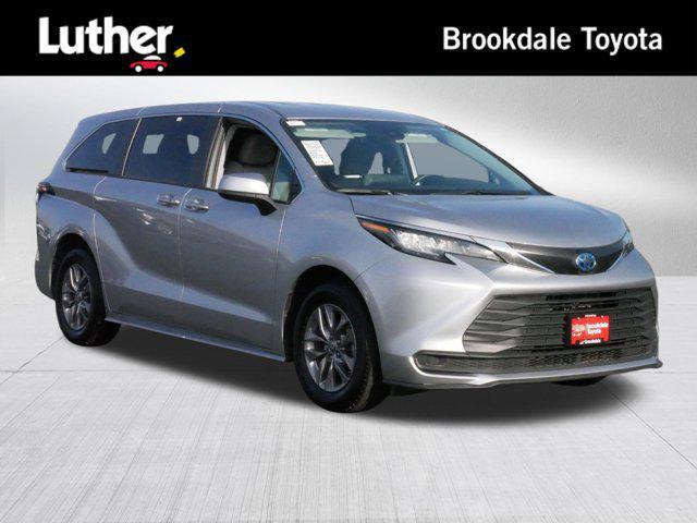 used 2023 Toyota Sienna car, priced at $40,995