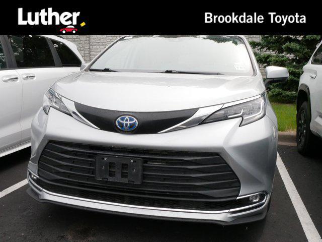 used 2023 Toyota Sienna car, priced at $41,995