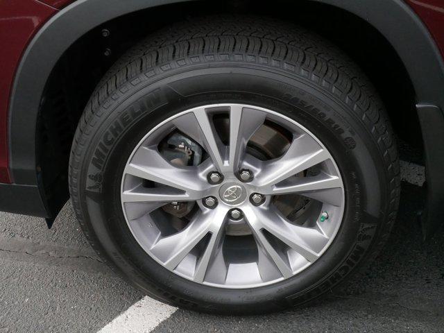 used 2015 Toyota Highlander car, priced at $18,595