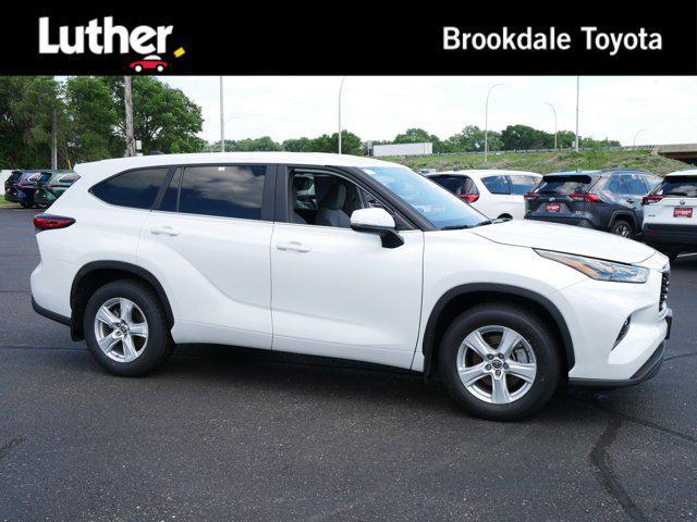 used 2023 Toyota Highlander car, priced at $35,995