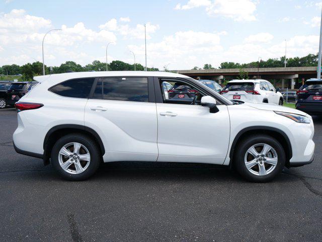 used 2023 Toyota Highlander car, priced at $35,995