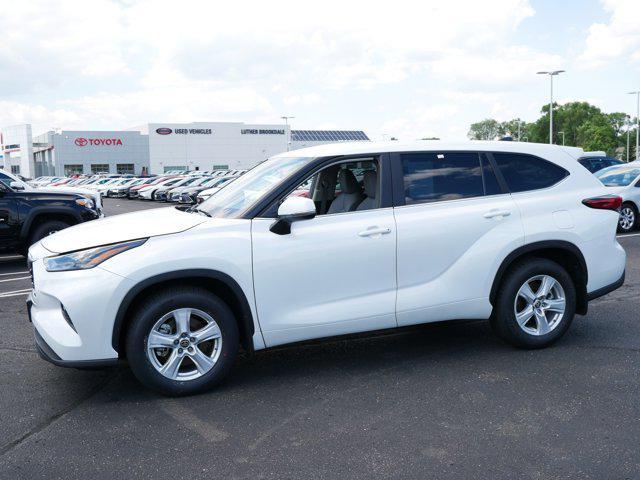 used 2023 Toyota Highlander car, priced at $35,995