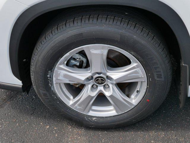 used 2023 Toyota Highlander car, priced at $35,995