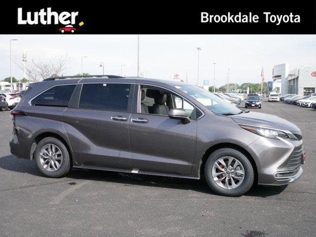 used 2023 Toyota Sienna car, priced at $41,495