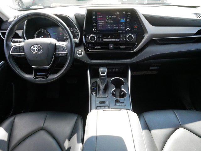 used 2021 Toyota Highlander car, priced at $36,995