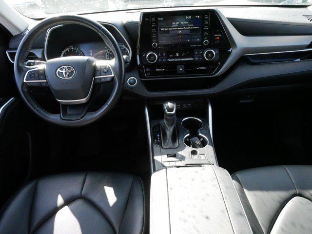 used 2022 Toyota Highlander car, priced at $36,299