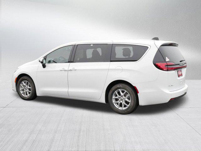 used 2023 Chrysler Pacifica car, priced at $24,797