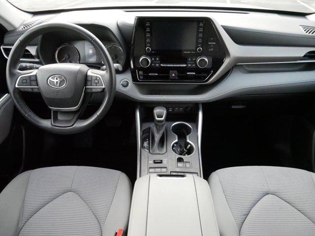 used 2022 Toyota Highlander car, priced at $33,995