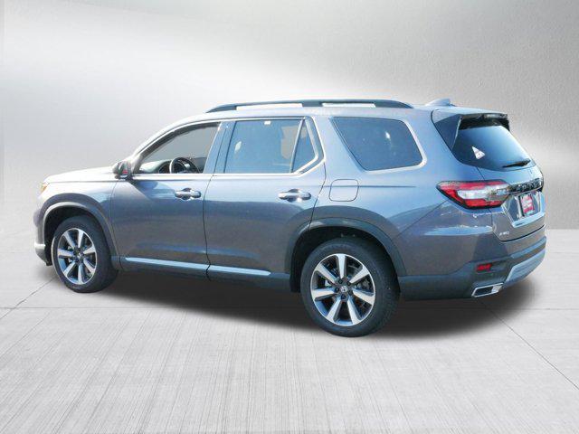 used 2025 Honda Pilot car, priced at $46,998
