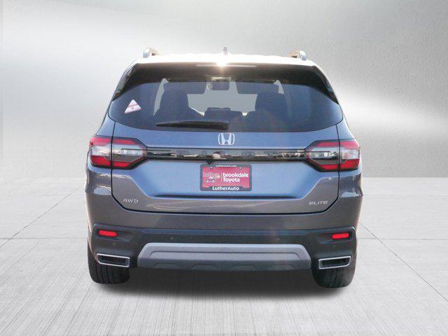 used 2025 Honda Pilot car, priced at $46,998