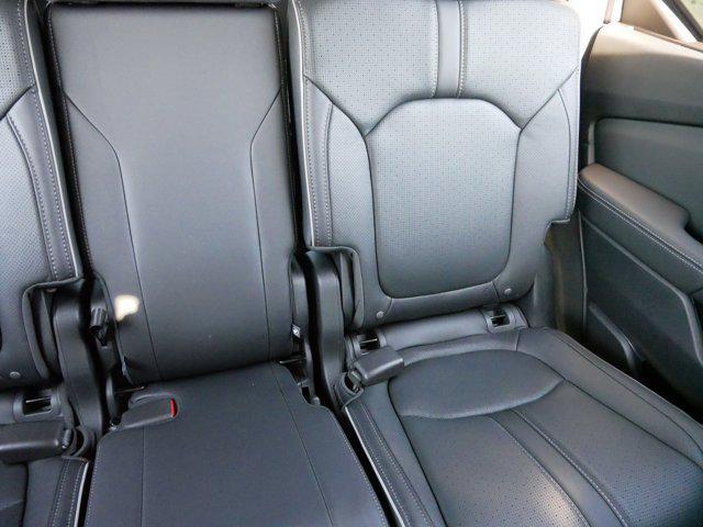 used 2025 Honda Pilot car, priced at $46,998