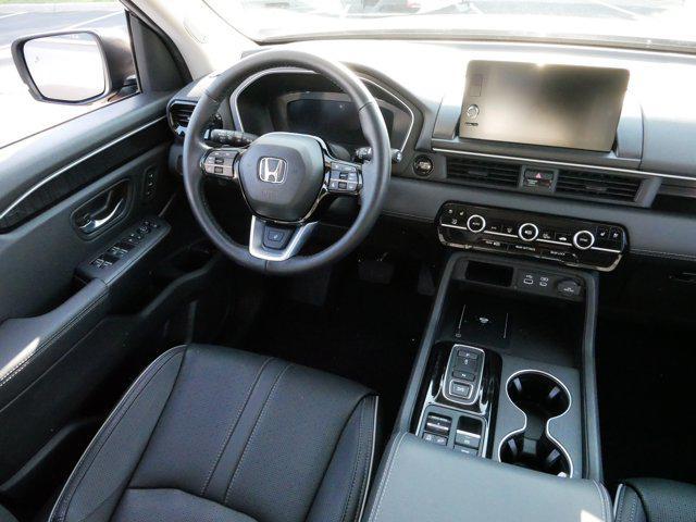 used 2025 Honda Pilot car, priced at $46,998