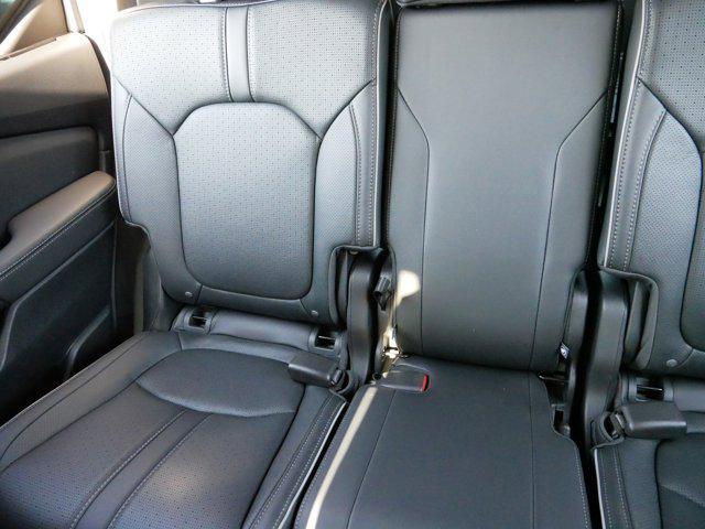 used 2025 Honda Pilot car, priced at $46,998