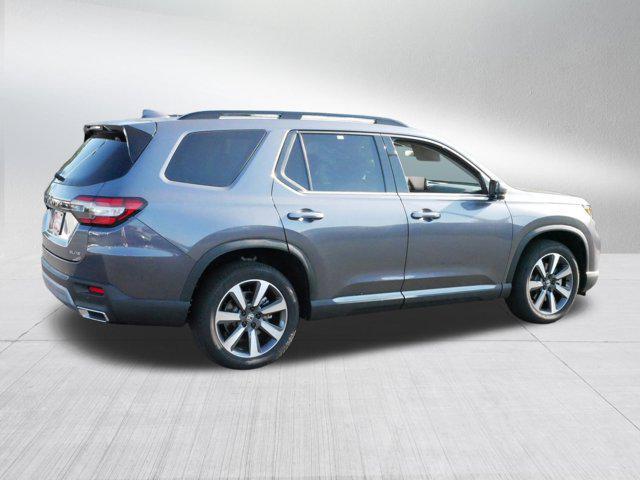 used 2025 Honda Pilot car, priced at $46,998