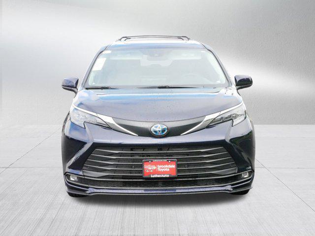 used 2025 Toyota Sienna car, priced at $50,998
