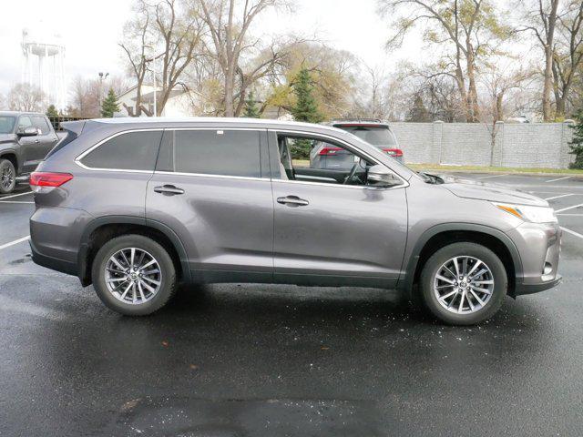 used 2019 Toyota Highlander car, priced at $32,595