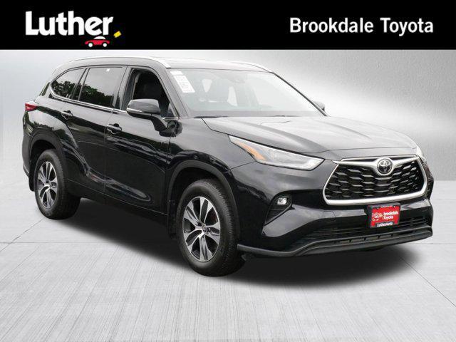 used 2021 Toyota Highlander car, priced at $33,995