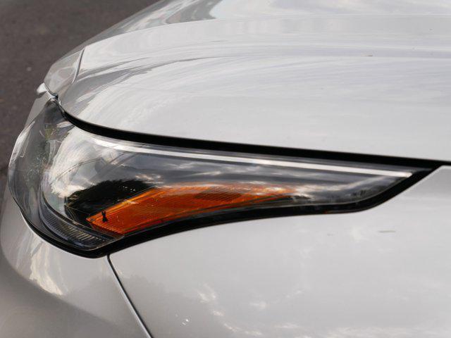 used 2024 Toyota Highlander car, priced at $40,995