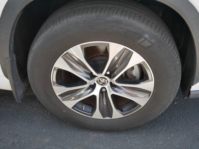 used 2022 Toyota Highlander car, priced at $40,995