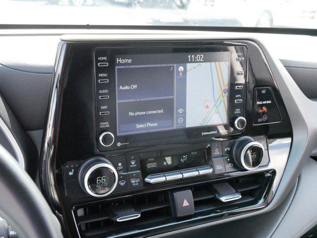 used 2022 Toyota Highlander car, priced at $40,995
