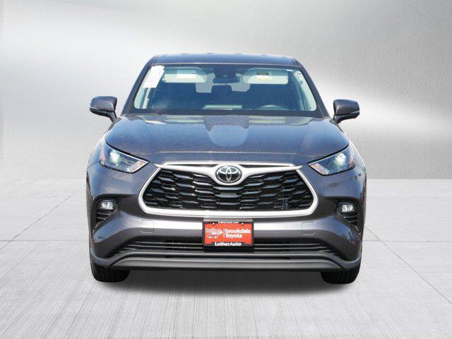 used 2024 Toyota Highlander car, priced at $38,495