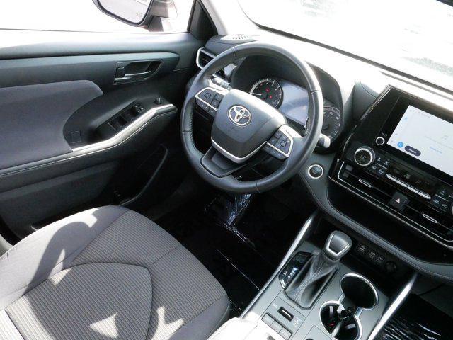 used 2024 Toyota Highlander car, priced at $38,495