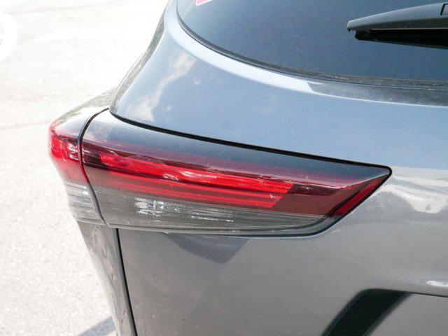 used 2024 Toyota Highlander car, priced at $38,495