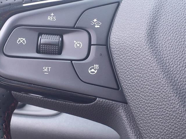 new 2025 Chevrolet Trax car, priced at $25,281