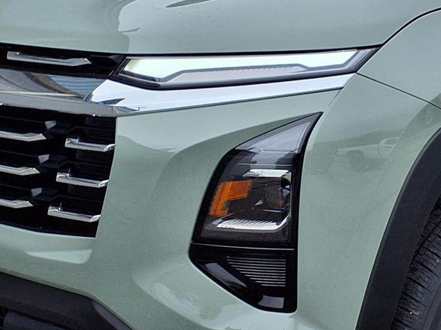 new 2026 Chevrolet Equinox car, priced at $30,402