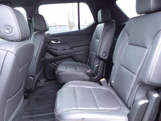 used 2023 Chevrolet Traverse car, priced at $31,780