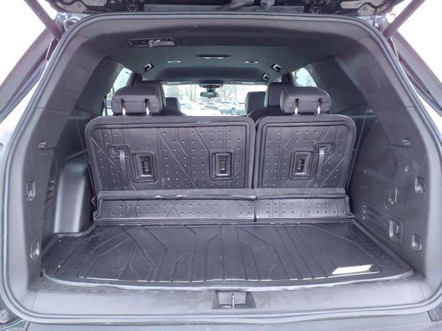 used 2023 Chevrolet Traverse car, priced at $31,780