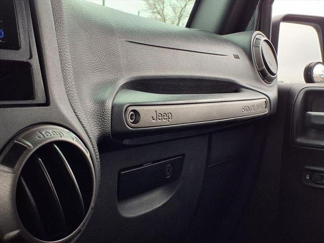 used 2016 Jeep Wrangler Unlimited car, priced at $15,695