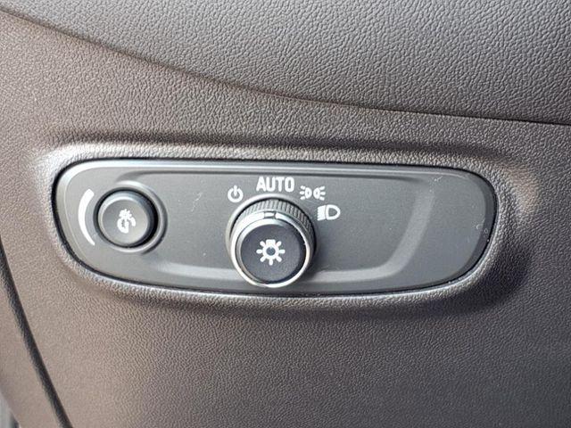 used 2023 Chevrolet Equinox car, priced at $19,480