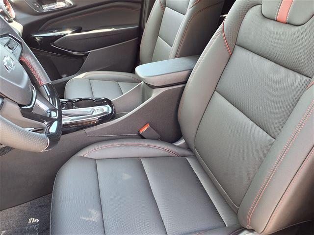 new 2025 Chevrolet Trax car, priced at $26,076