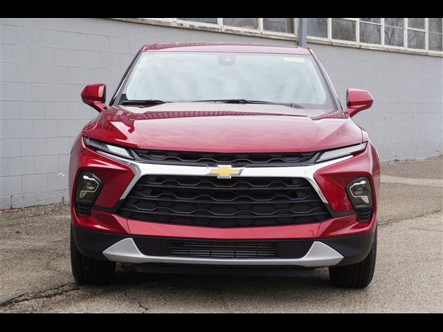 new 2025 Chevrolet Blazer car, priced at $34,391