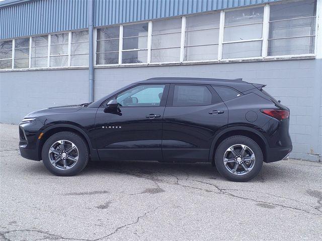 new 2025 Chevrolet Blazer car, priced at $35,378