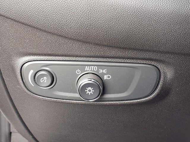 used 2022 Chevrolet Equinox car, priced at $19,480