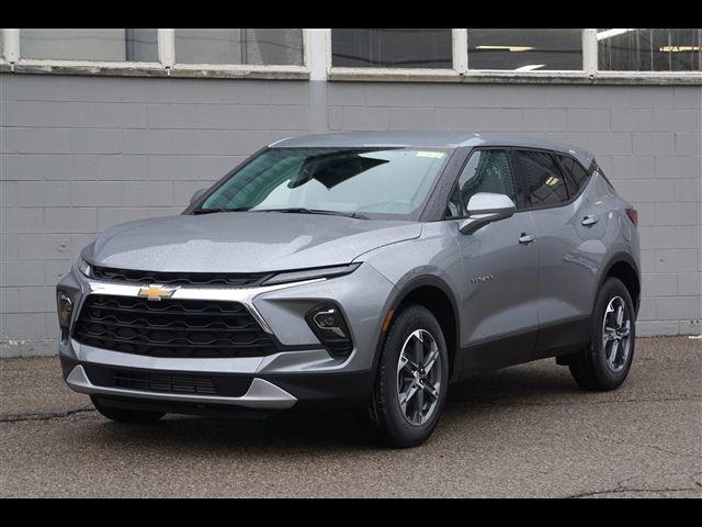 new 2025 Chevrolet Blazer car, priced at $33,959