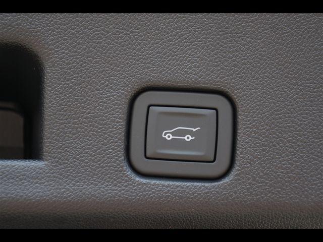 new 2026 Chevrolet Traverse car, priced at $39,976